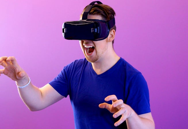 man wearing vr set